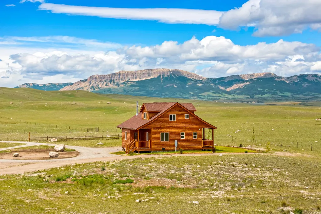 7985 N Cottonwood Drive Augusta MT 59410
