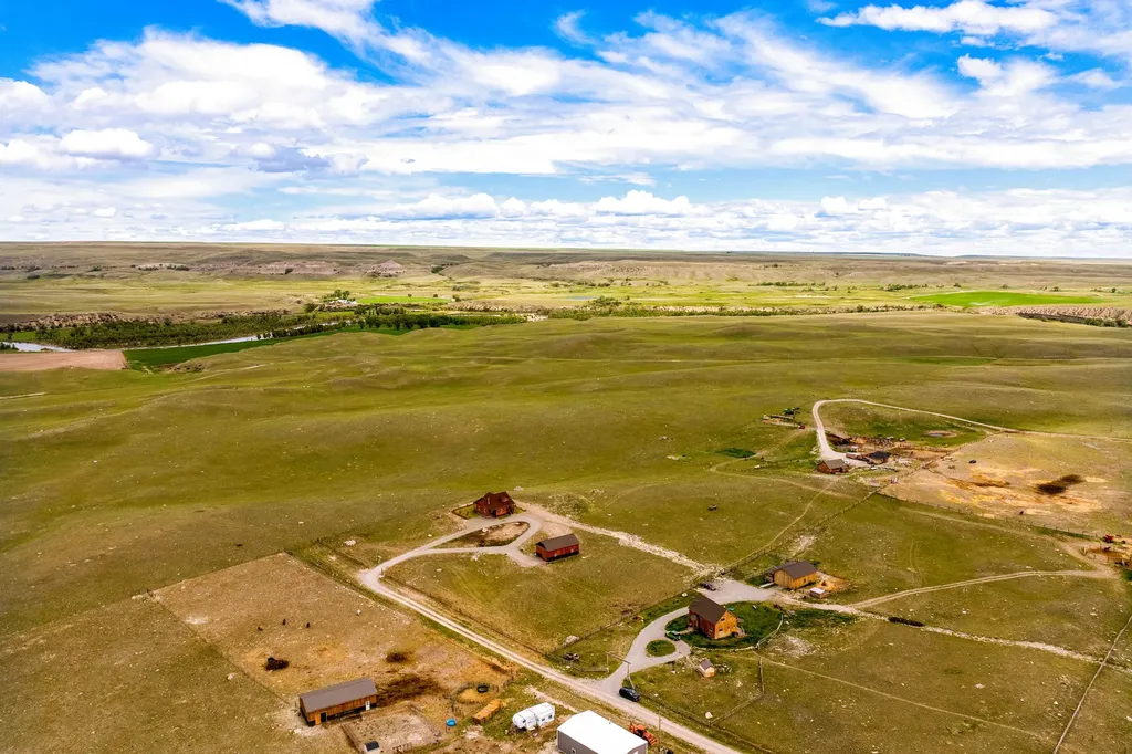 7985 N Cottonwood Drive Augusta MT 59410