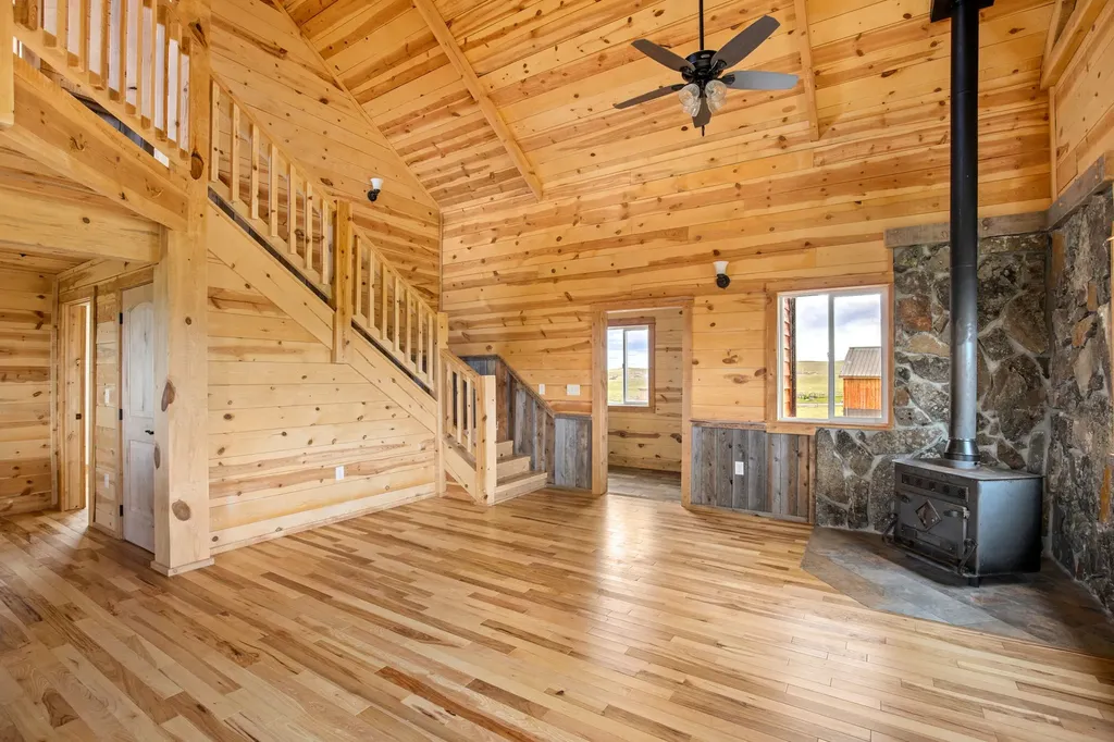 7985 N Cottonwood Drive Augusta MT 59410