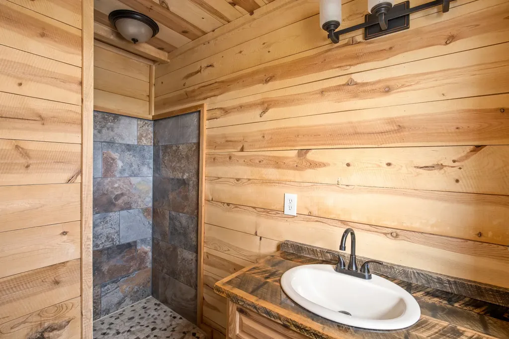 7985 N Cottonwood Drive Augusta MT 59410
