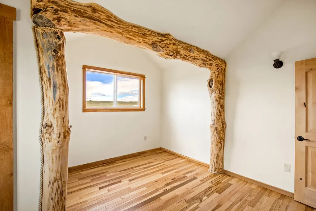 7985 N Cottonwood Drive Augusta MT 59410