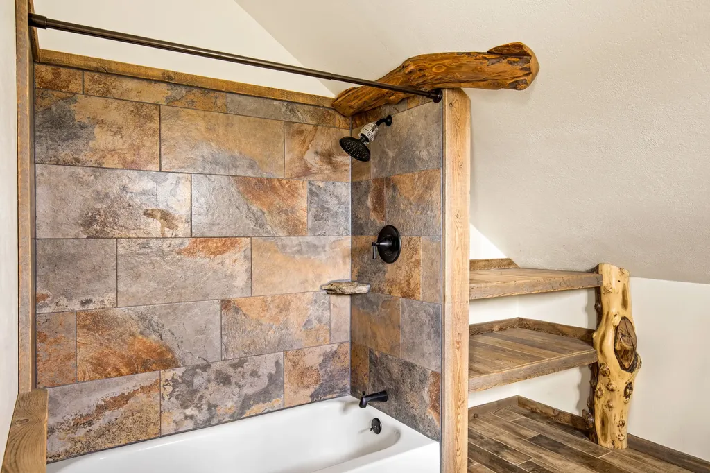7985 N Cottonwood Drive Augusta MT 59410