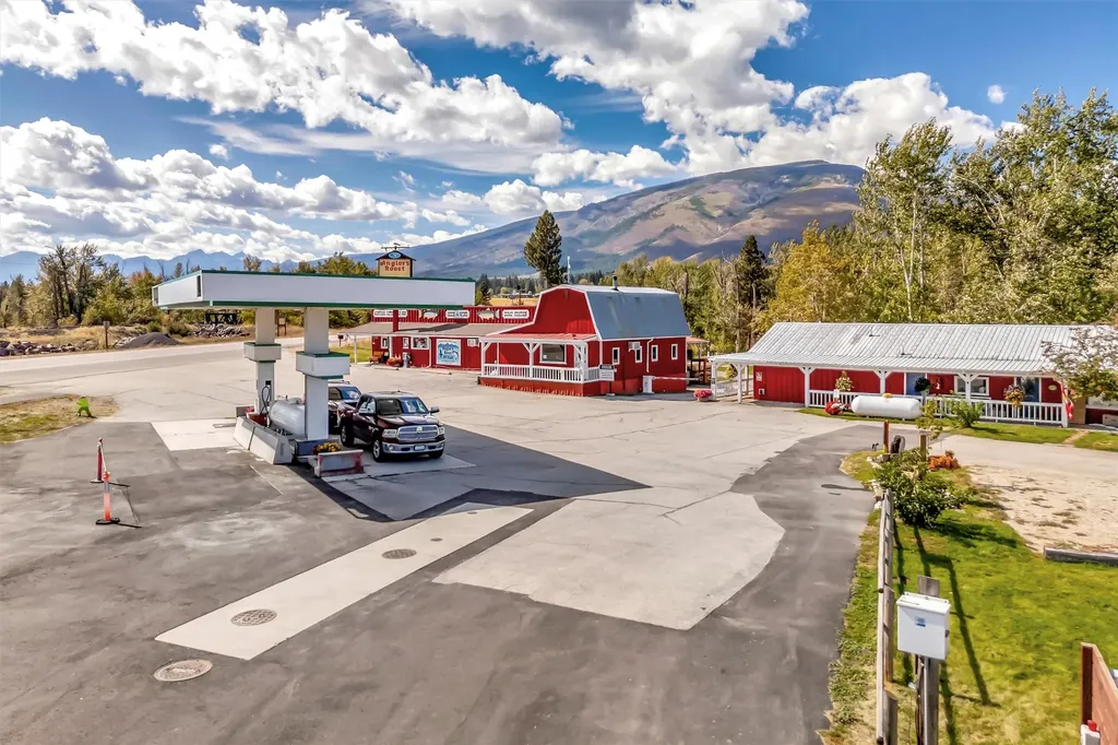 815 Us Highway 93 S Hamilton MT 59840