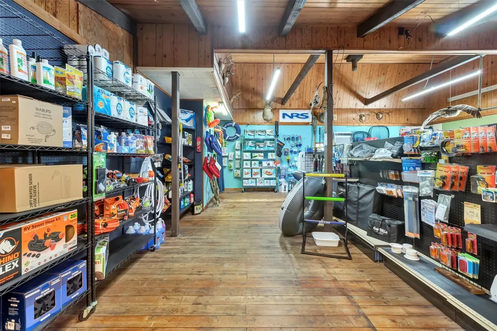 815 Us Highway 93 S Hamilton MT 59840