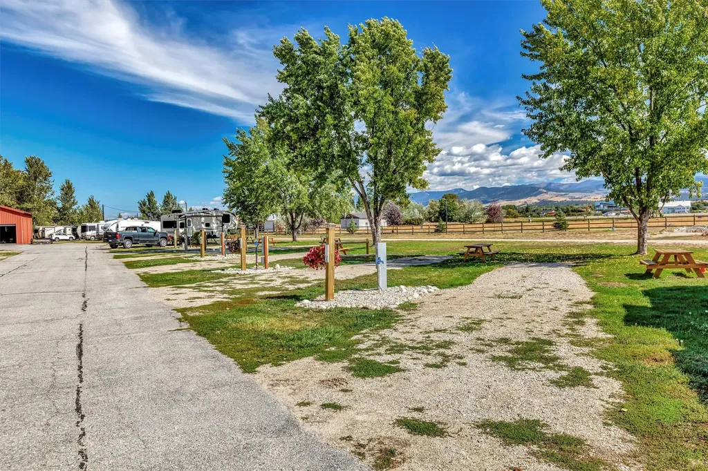 815 Us Highway 93 S Hamilton MT 59840