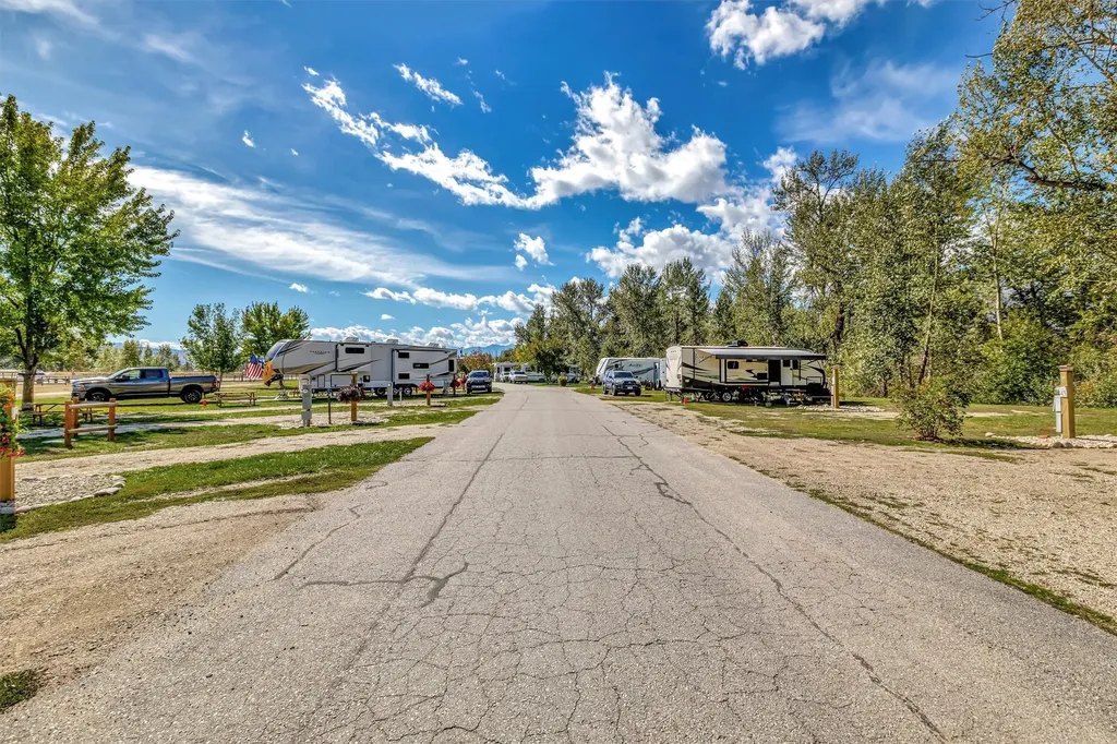 815 Us Highway 93 S Hamilton MT 59840