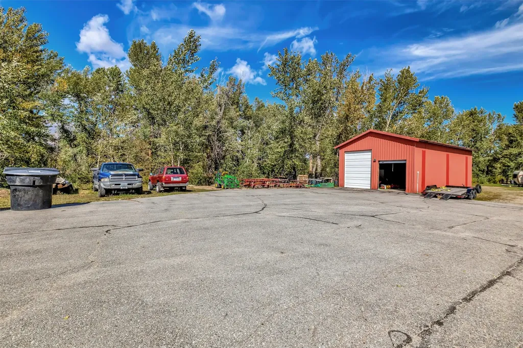 815 Us Highway 93 S Hamilton MT 59840