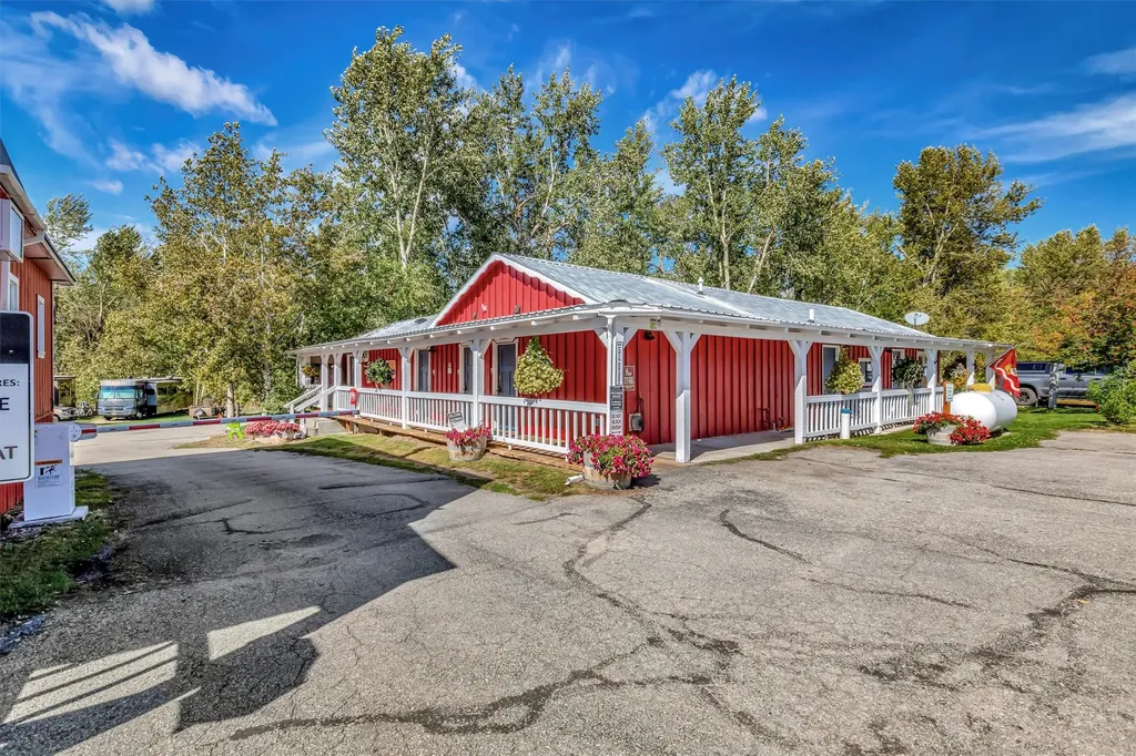 815 Us Highway 93 S Hamilton MT 59840