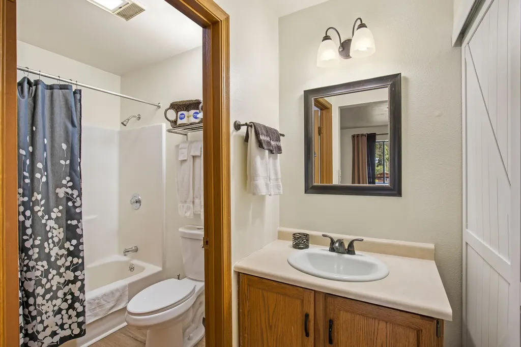 320 N Main Street Neihart MT 59465