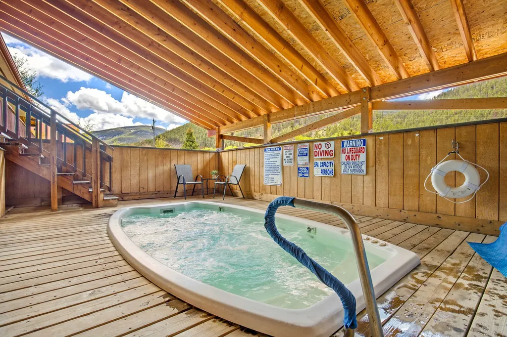 320 N Main Street Neihart MT 59465