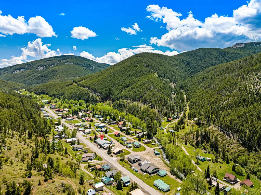 320 N Main Street Neihart MT 59465