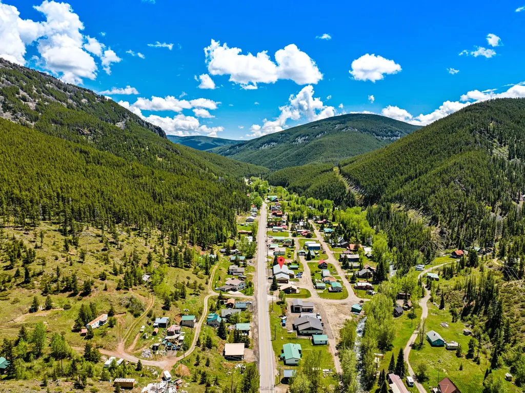 320 N Main Street Neihart MT 59465