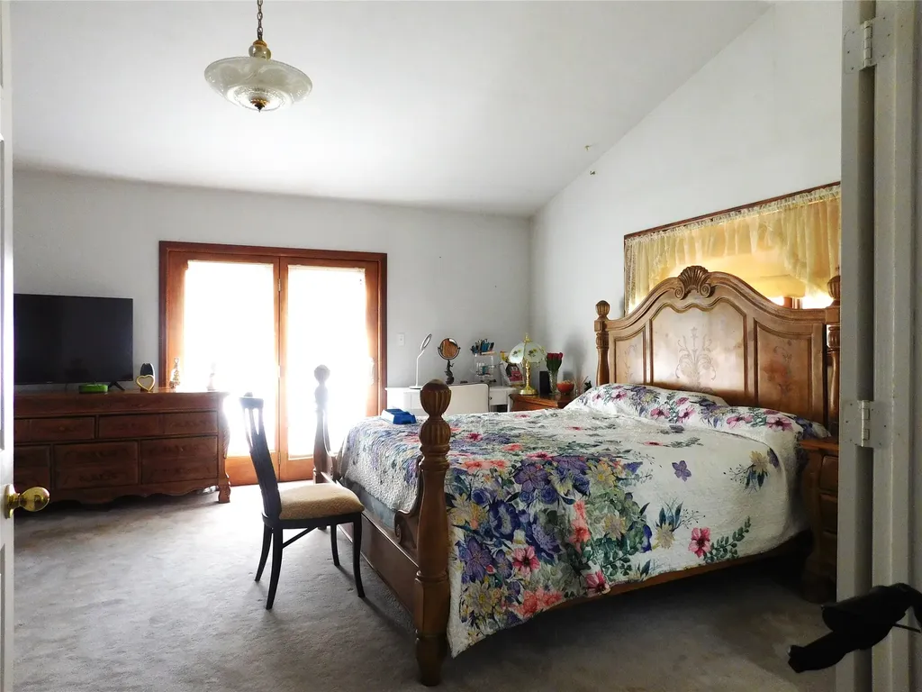 382 Sweathouse Creek Road Victor MT 59875