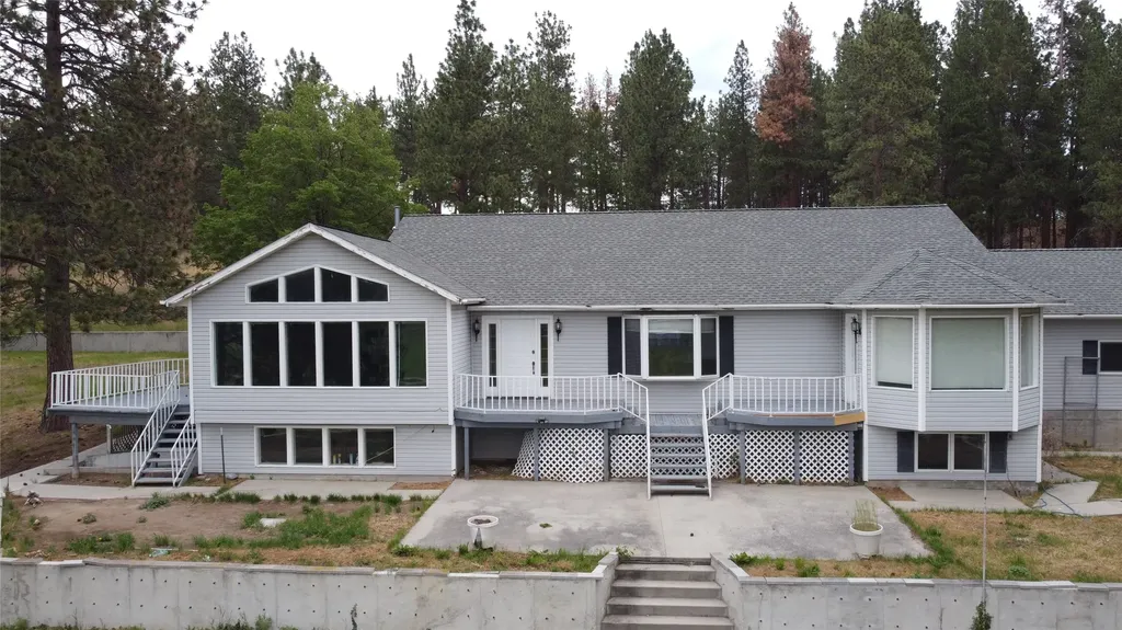 382 Sweathouse Creek Road Victor MT 59875