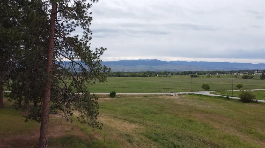 382 Sweathouse Creek Road Victor MT 59875