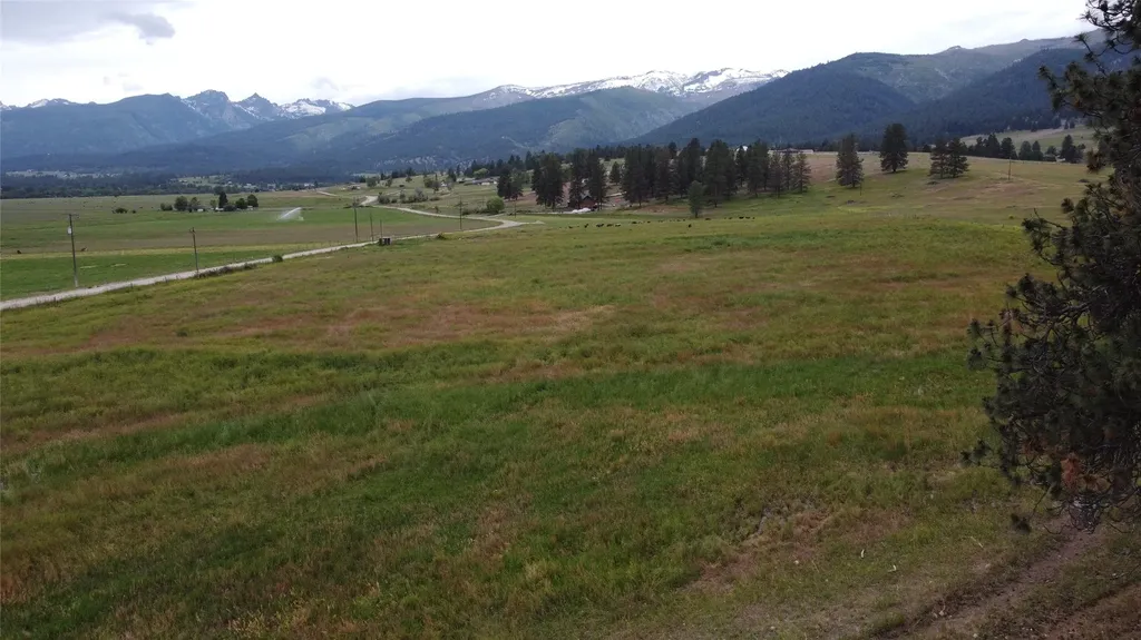 382 Sweathouse Creek Road Victor MT 59875