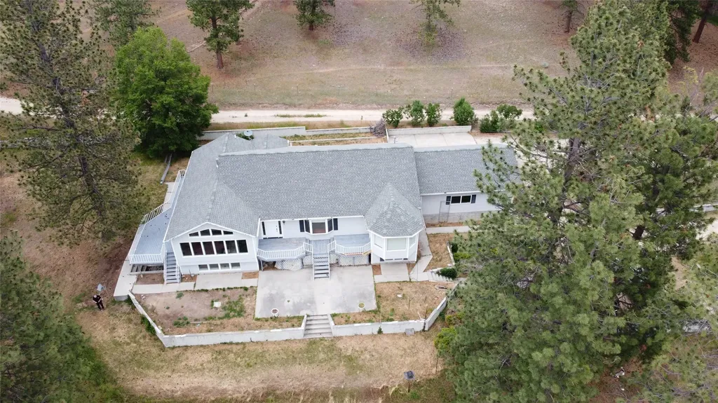 382 Sweathouse Creek Road Victor MT 59875