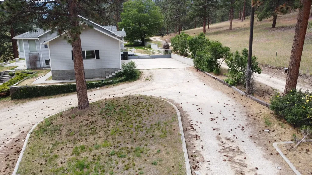 382 Sweathouse Creek Road Victor MT 59875