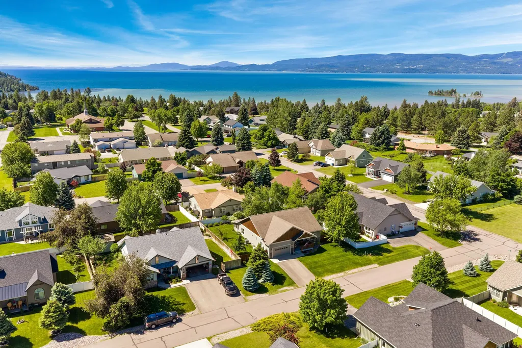 38 Gage Terrace Bigfork MT 59911