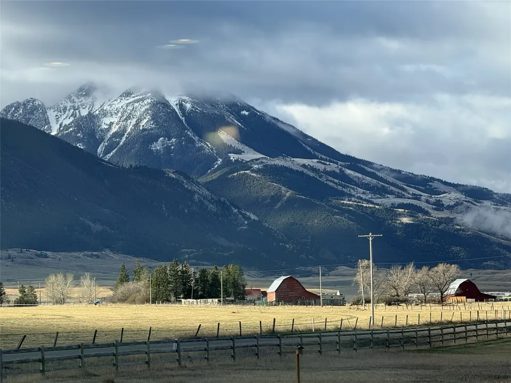 34 Obsidian Road Livingston MT 59047