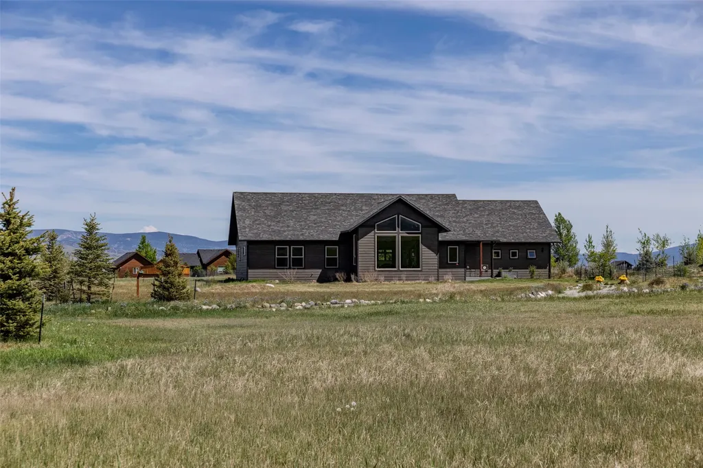 34 Obsidian Road Livingston MT 59047