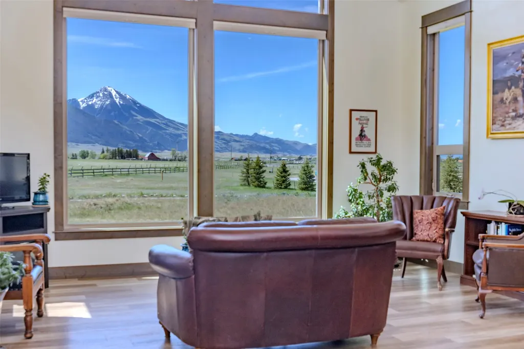 34 Obsidian Road Livingston MT 59047