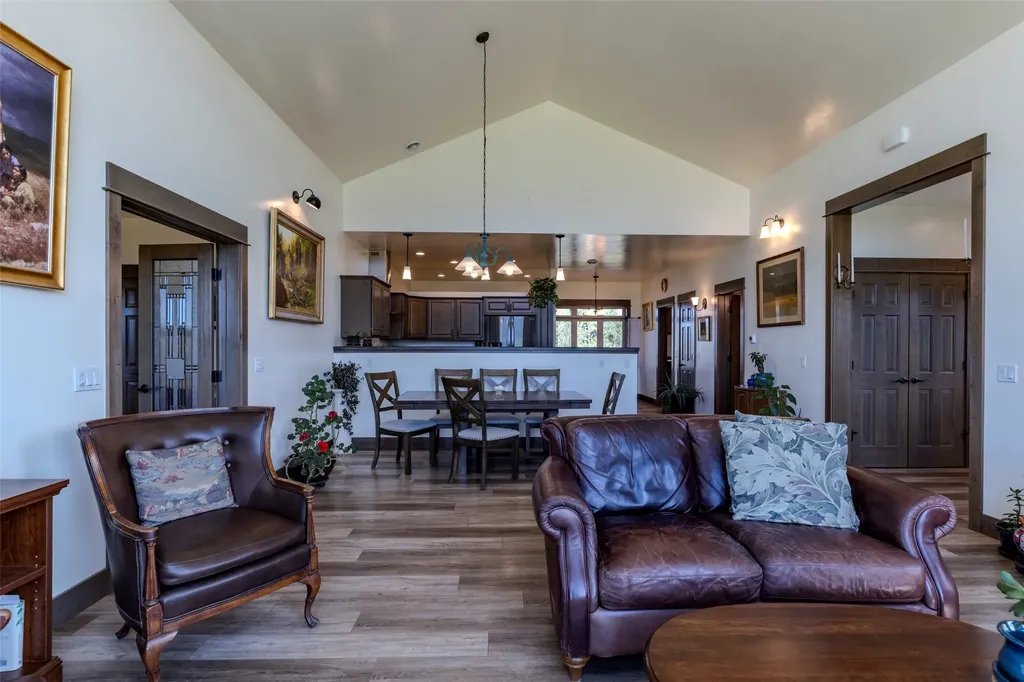34 Obsidian Road Livingston MT 59047