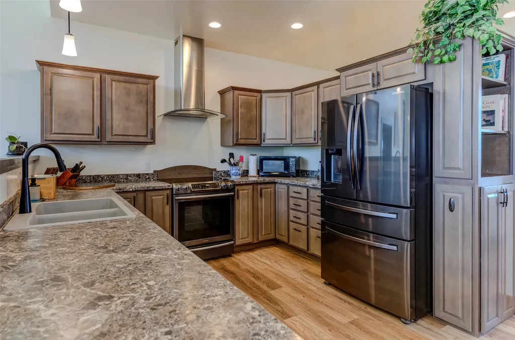 34 Obsidian Road Livingston MT 59047