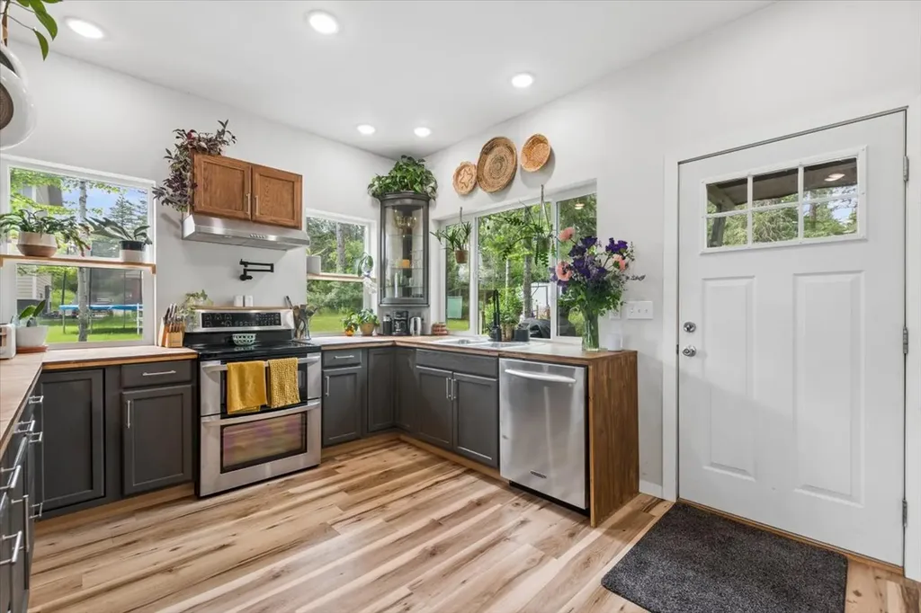 1175 2nd Street Columbia Falls MT 59912