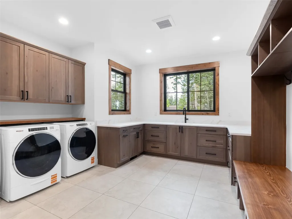 1454 Ponderosa Ridge Drive Bigfork MT 59911