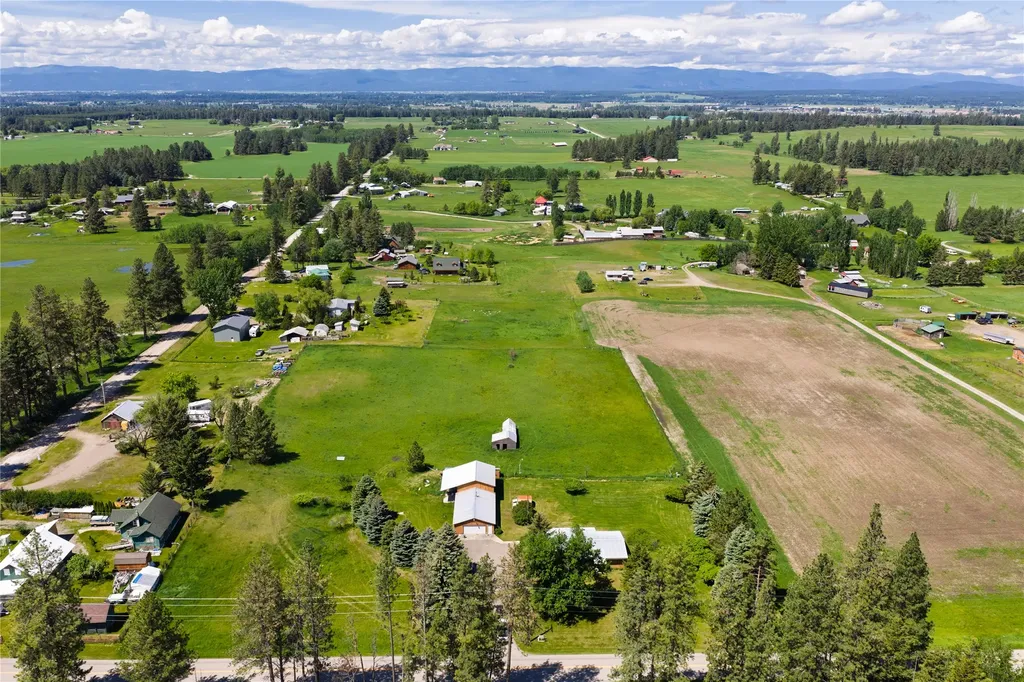 2232 Middle Road Columbia Falls MT 59912