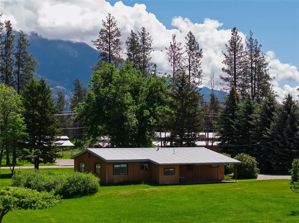 2232 Middle Road Columbia Falls MT 59912