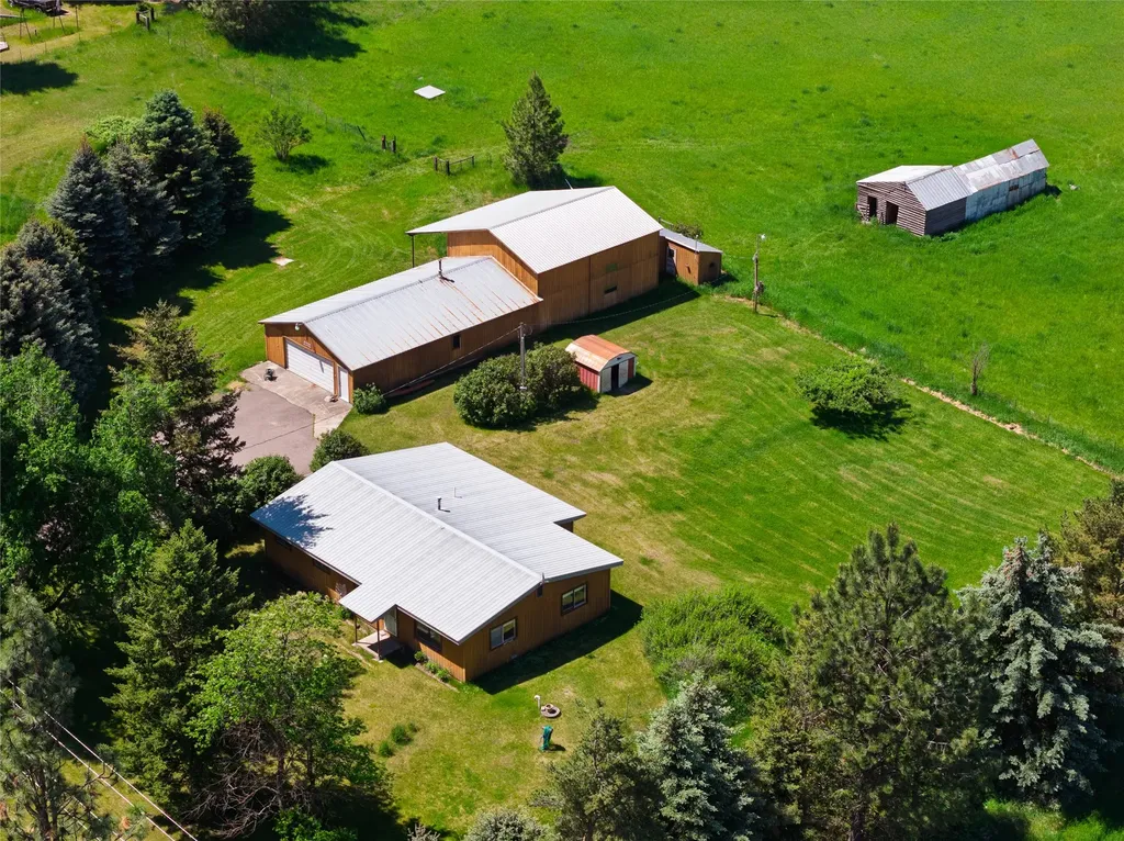 2232 Middle Road Columbia Falls MT 59912