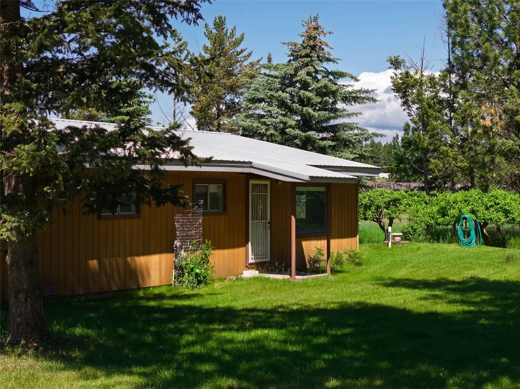 2232 Middle Road Columbia Falls MT 59912