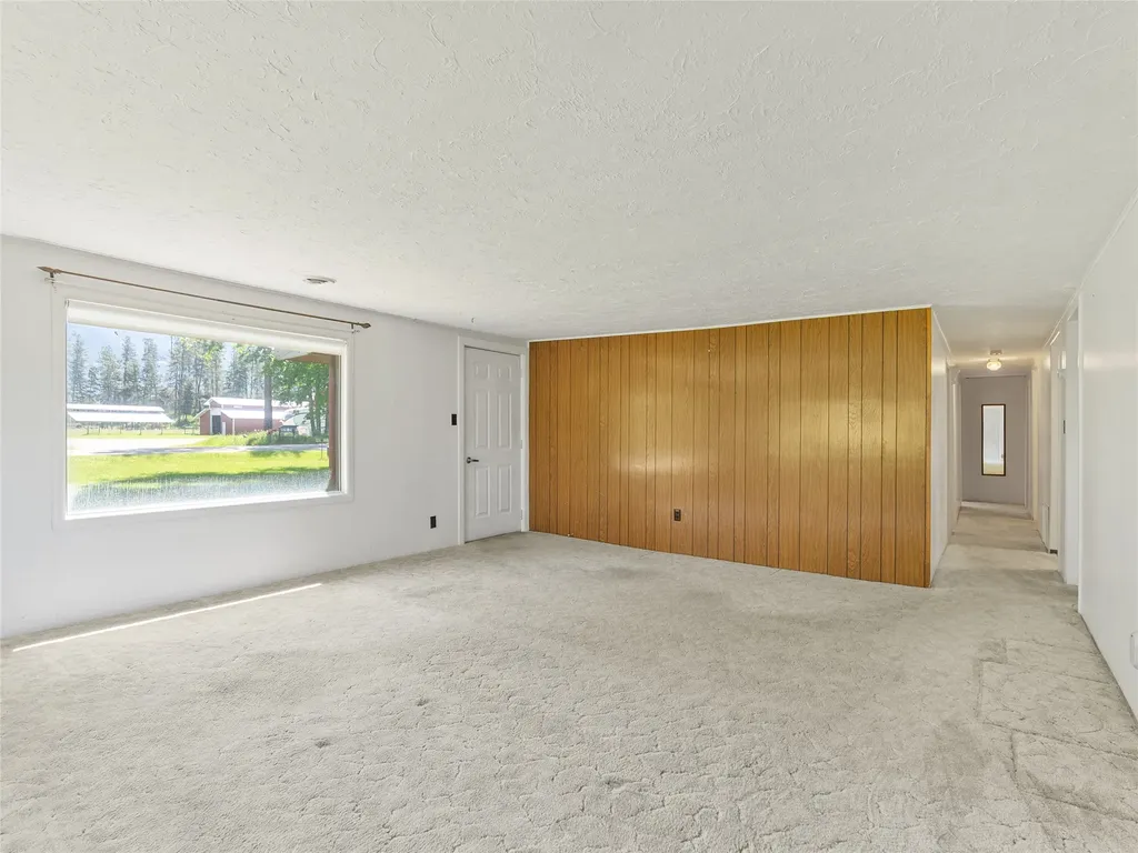 2232 Middle Road Columbia Falls MT 59912