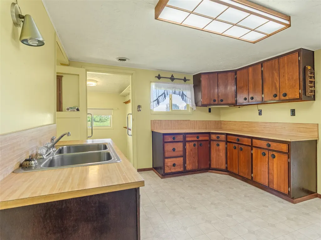 2232 Middle Road Columbia Falls MT 59912