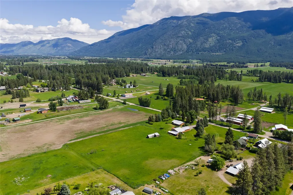 2232 Middle Road Columbia Falls MT 59912