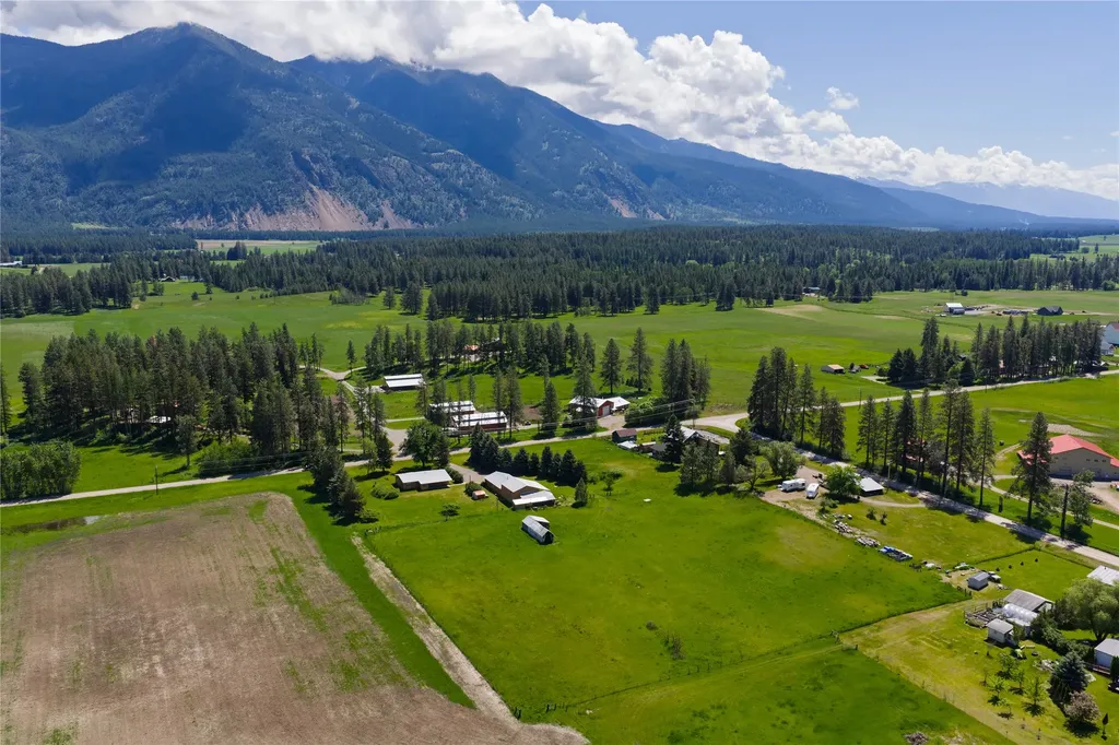2232 Middle Road Columbia Falls MT 59912