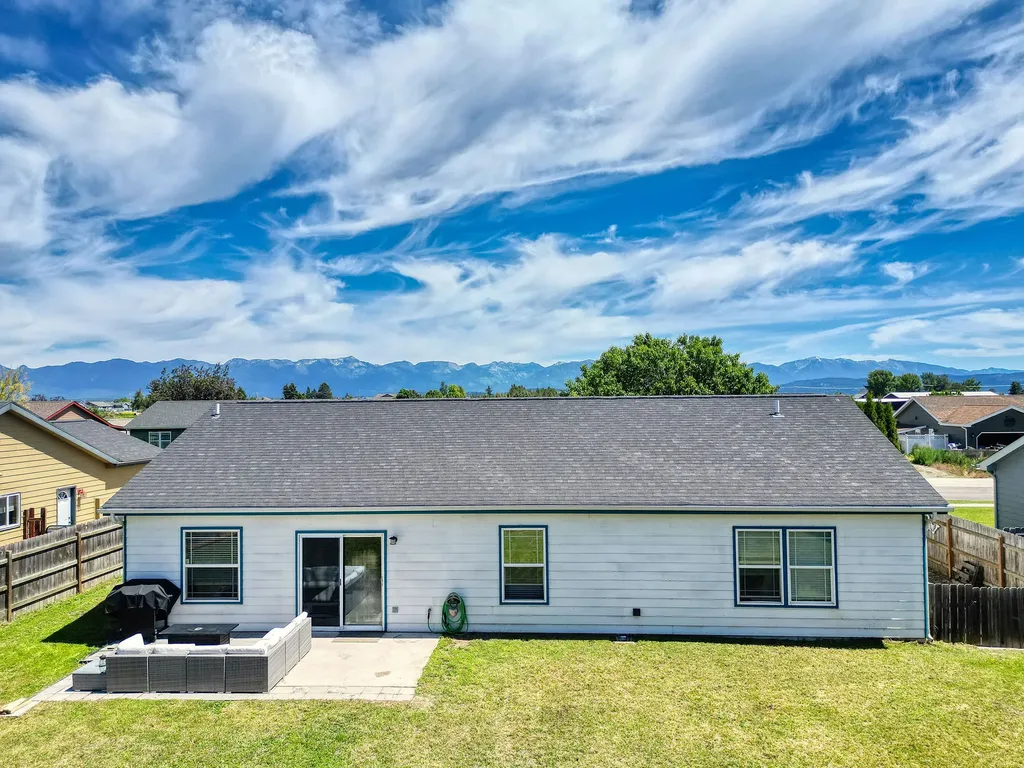 1415 Klondyke Loop Somers MT 59932