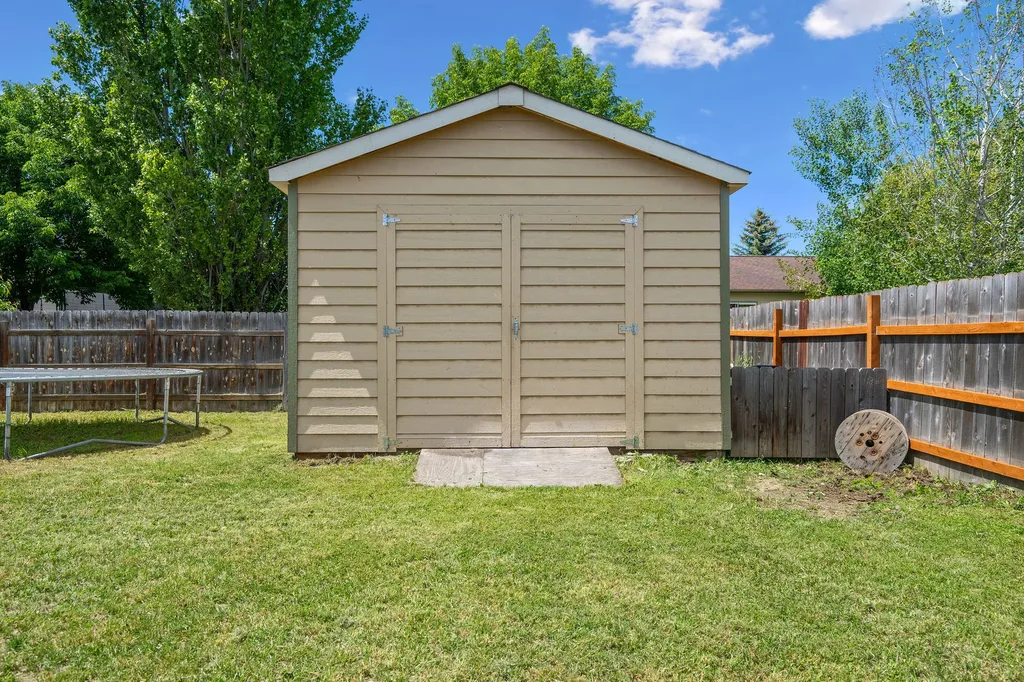 1415 Klondyke Loop Somers MT 59932