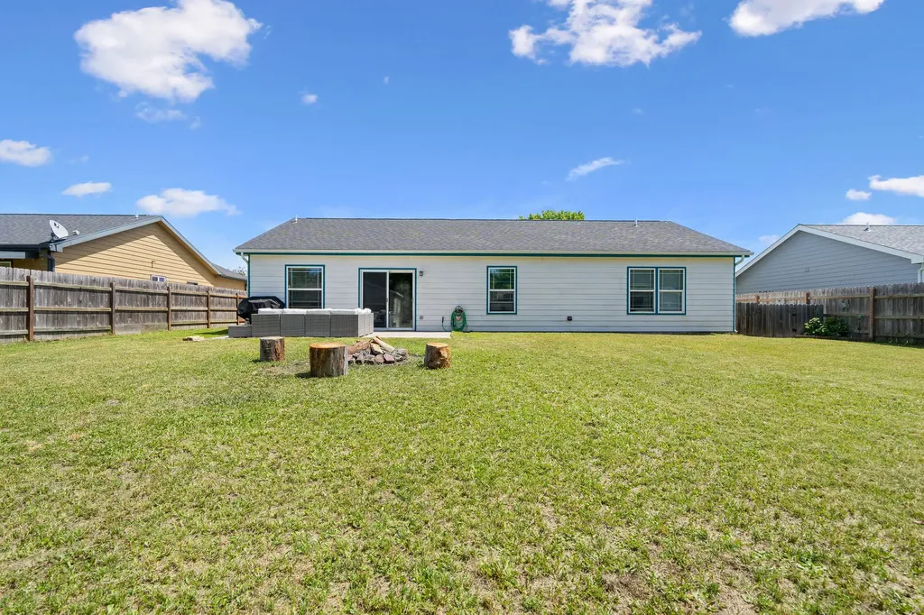 1415 Klondyke Loop Somers MT 59932