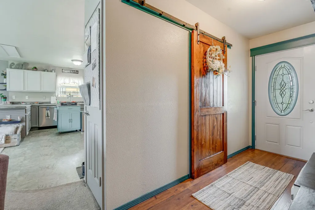 1415 Klondyke Loop Somers MT 59932
