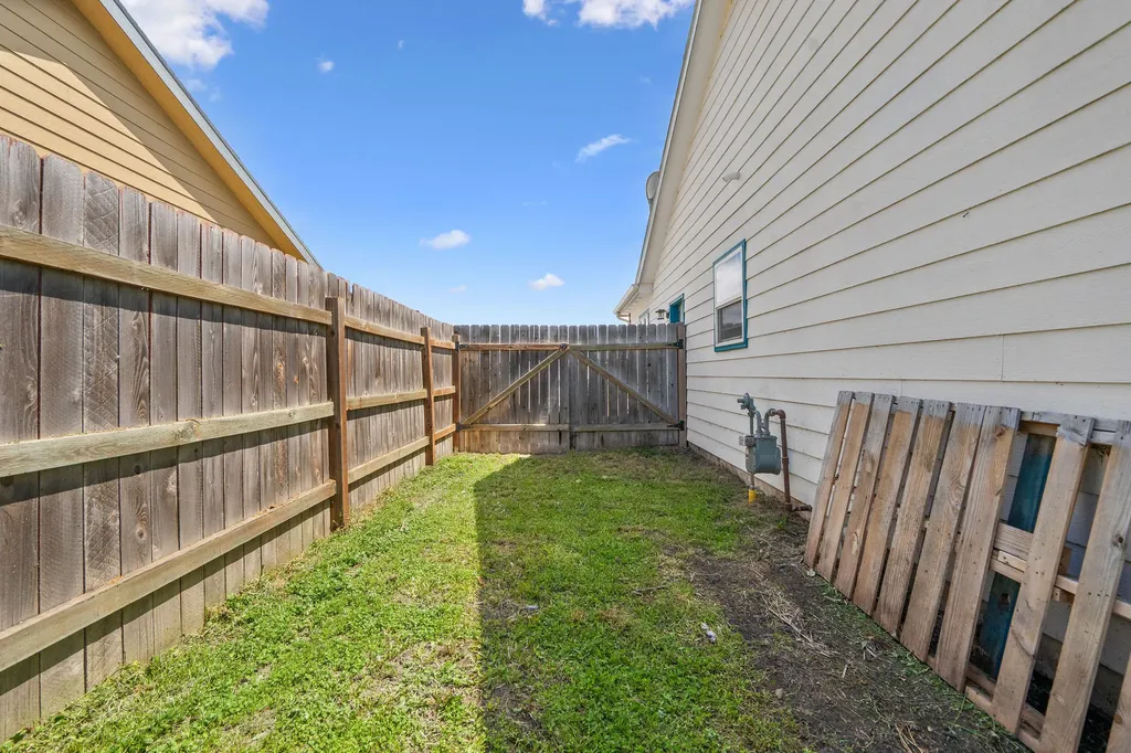 1415 Klondyke Loop Somers MT 59932