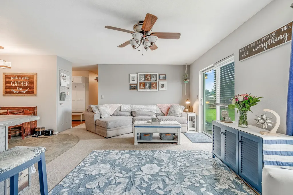 1415 Klondyke Loop Somers MT 59932