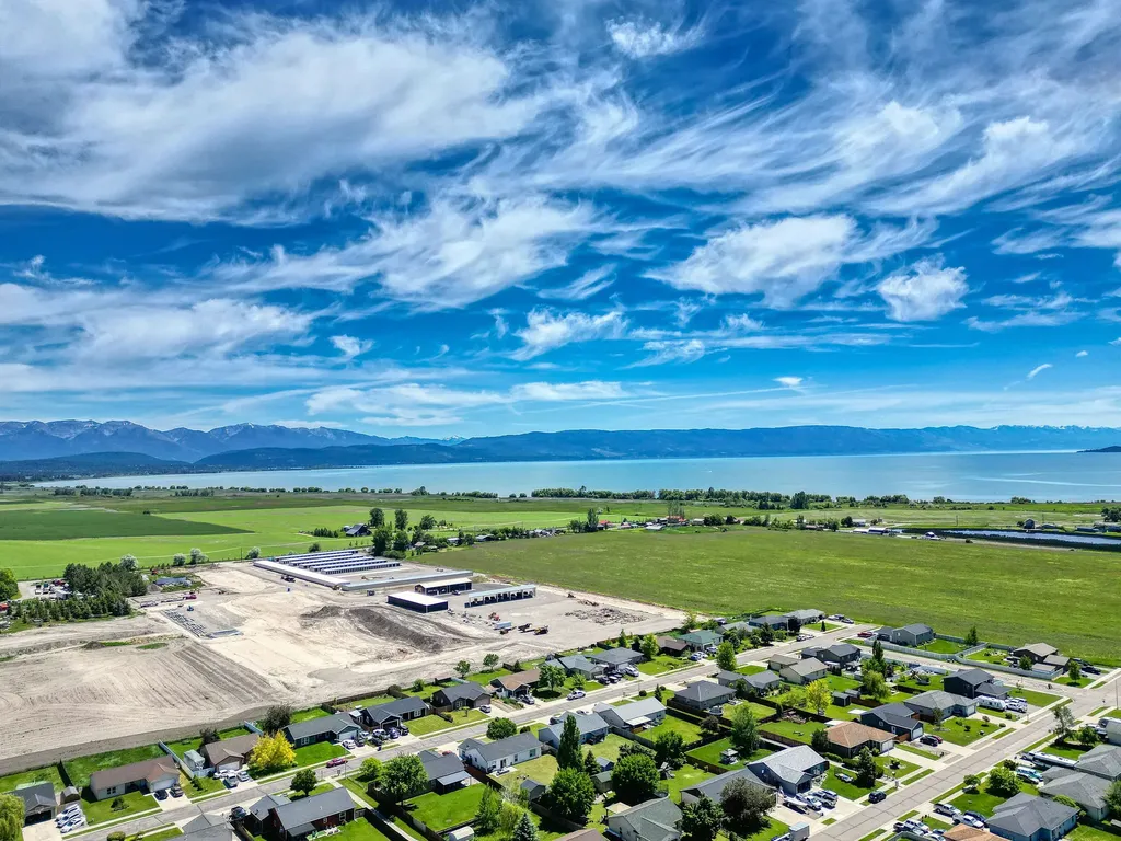 1415 Klondyke Loop Somers MT 59932