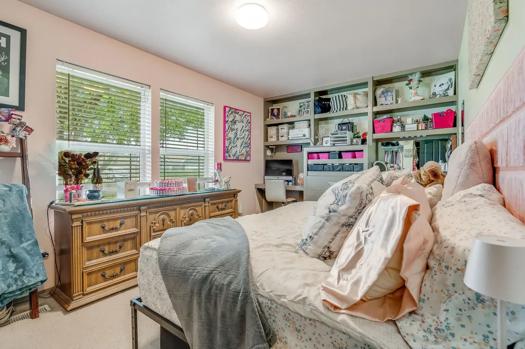 1415 Klondyke Loop Somers MT 59932