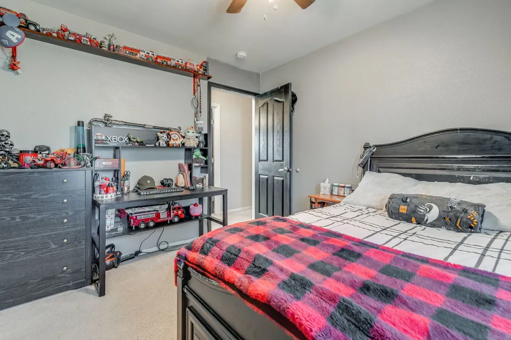 1415 Klondyke Loop Somers MT 59932