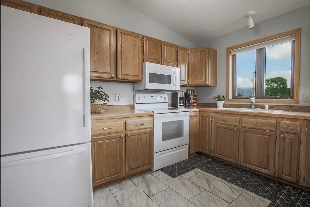 602 W 2nd Avenue Boulder MT 59632