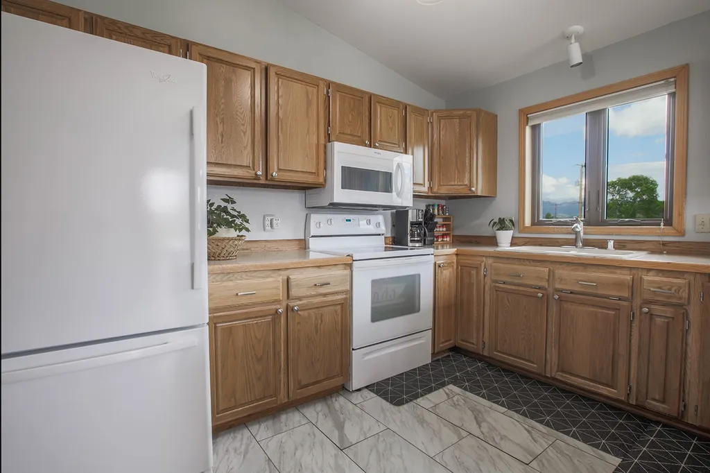 602 W 2nd Avenue Boulder MT 59632
