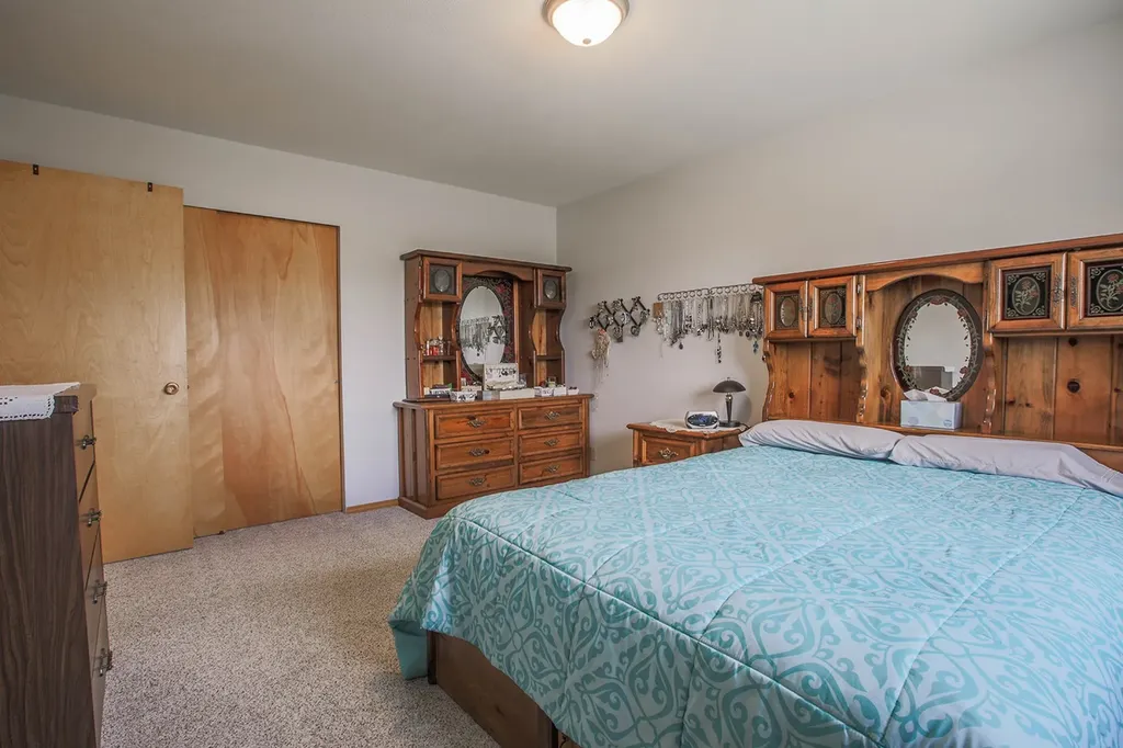 602 W 2nd Avenue Boulder MT 59632